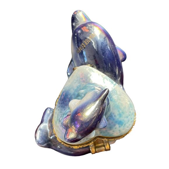 Vintage Dolphin Trinket Box Iridescent Glazed Hinged Beach Florida Nautical Sea - Picture 10 of 16